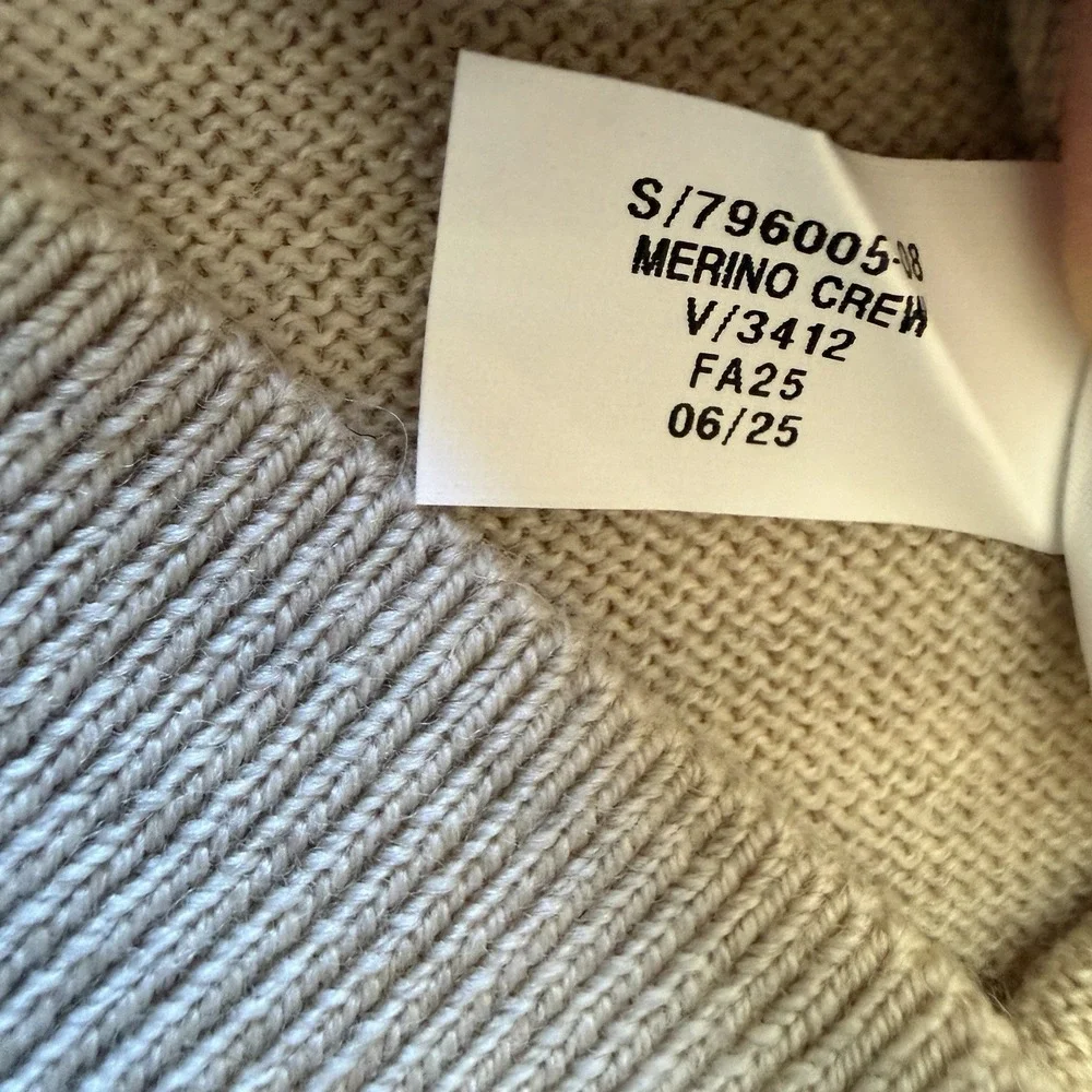 Banana Republic Mens Sweater Size Large TALL Beige Extra Fine Merino Wool NWOT